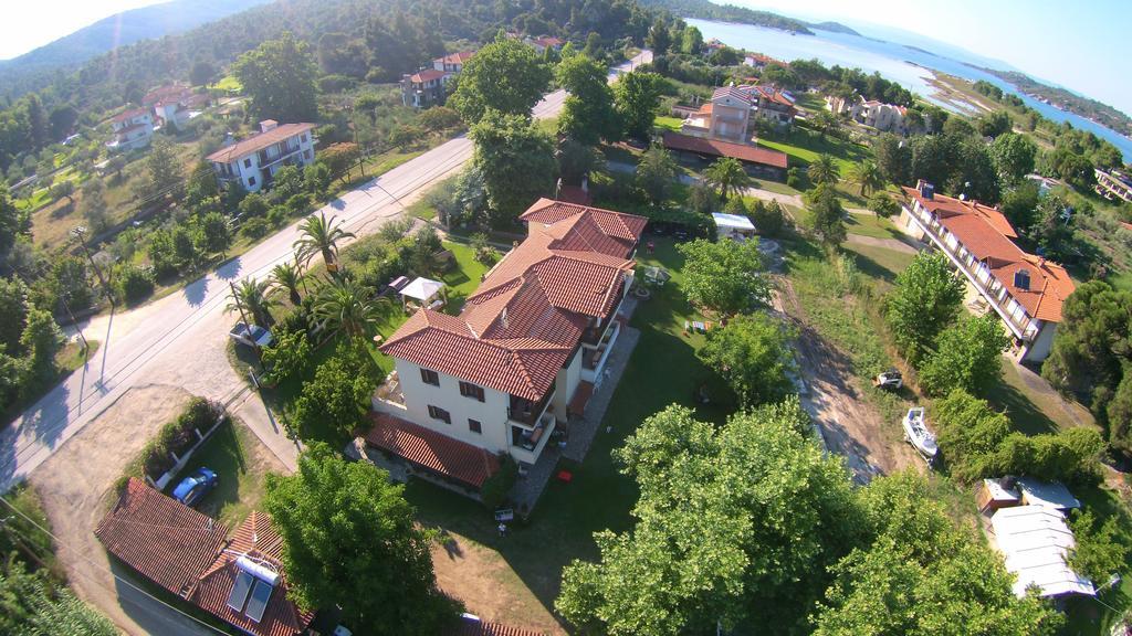 Studios Filio Sonia Vourvourou Exterior photo
